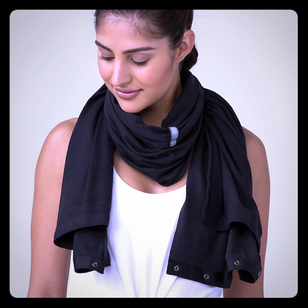 Lululemon scarf